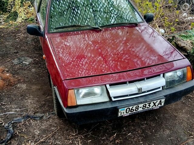 Красный ВАЗ 2108, объемом двигателя 1.5 л и пробегом 0 тыс. км за 400 $, фото 1 на Automoto.ua