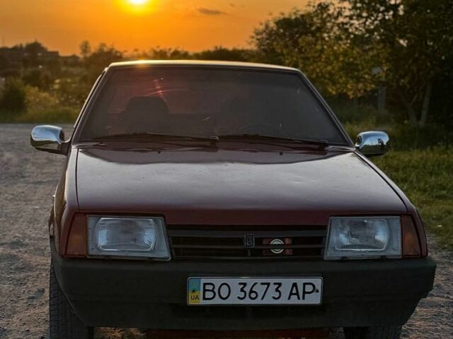Красный ВАЗ 2108, объемом двигателя 1.29 л и пробегом 99 тыс. км за 600 $, фото 1 на Automoto.ua