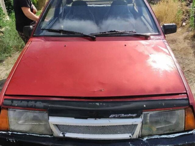 Красный ВАЗ 2108, объемом двигателя 0 л и пробегом 200 тыс. км за 1000 $, фото 1 на Automoto.ua