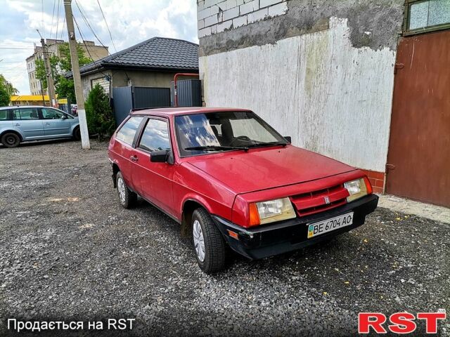 Красный ВАЗ 2108, объемом двигателя 1.3 л и пробегом 150 тыс. км за 700 $, фото 1 на Automoto.ua