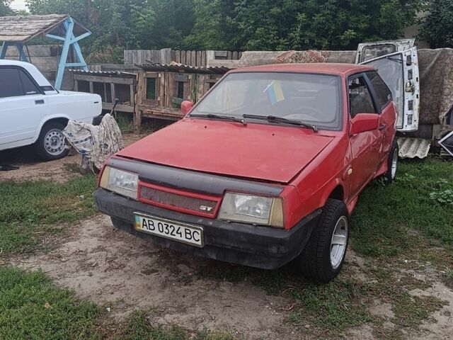 Красный ВАЗ 2108, объемом двигателя 1.3 л и пробегом 1000 тыс. км за 673 $, фото 1 на Automoto.ua