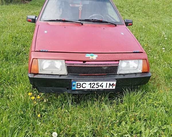Красный ВАЗ 2108, объемом двигателя 1.3 л и пробегом 475 тыс. км за 1000 $, фото 1 на Automoto.ua