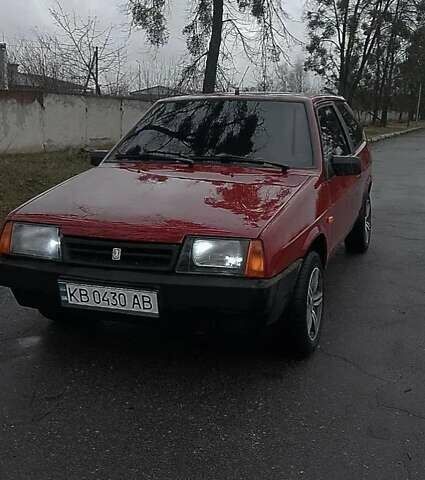 Красный ВАЗ 2108, объемом двигателя 1.5 л и пробегом 90 тыс. км за 1800 $, фото 1 на Automoto.ua