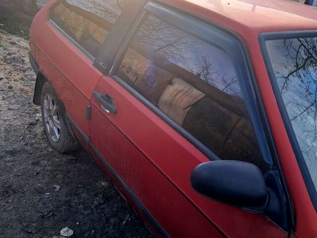Красный ВАЗ 2108, объемом двигателя 1.5 л и пробегом 194 тыс. км за 900 $, фото 1 на Automoto.ua