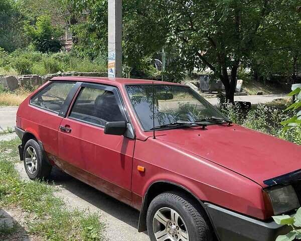 Красный ВАЗ 2108, объемом двигателя 1.3 л и пробегом 140 тыс. км за 1400 $, фото 1 на Automoto.ua