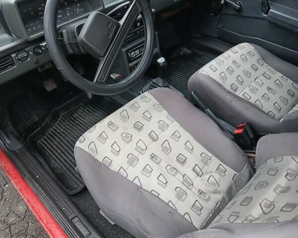 Красный ВАЗ 2108, объемом двигателя 1.3 л и пробегом 333 тыс. км за 1004 $, фото 1 на Automoto.ua