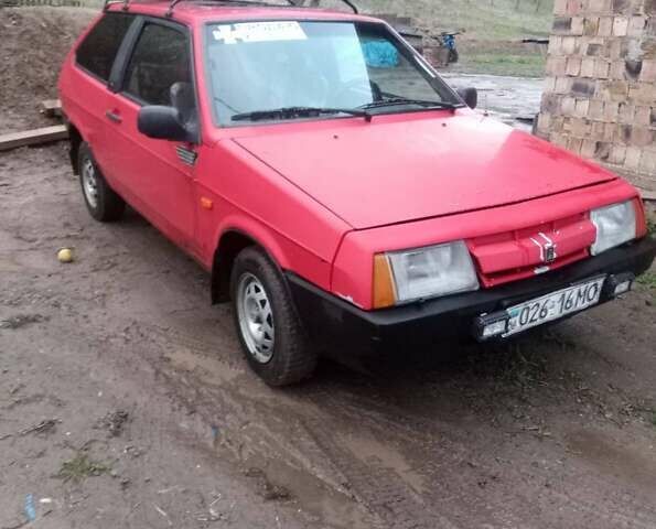 Красный ВАЗ 2108, объемом двигателя 0 л и пробегом 150 тыс. км за 964 $, фото 1 на Automoto.ua
