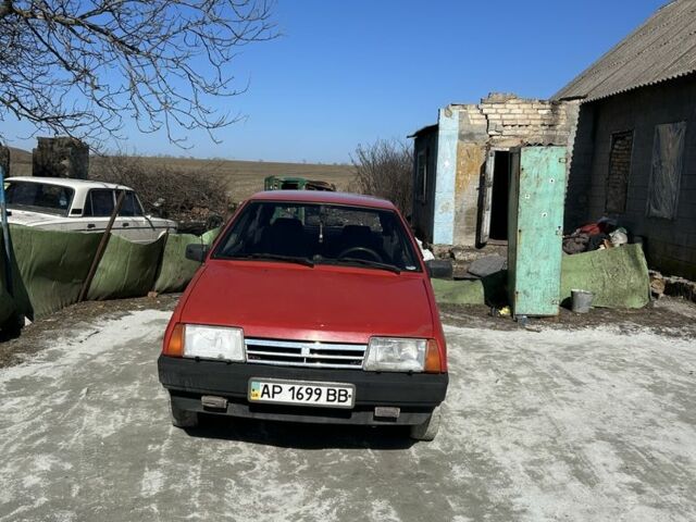 Красный ВАЗ 2108, объемом двигателя 1.5 л и пробегом 95 тыс. км за 900 $, фото 1 на Automoto.ua