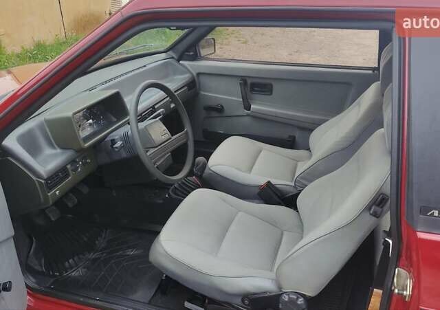 Красный ВАЗ 2108, объемом двигателя 0 л и пробегом 47 тыс. км за 6000 $, фото 1 на Automoto.ua