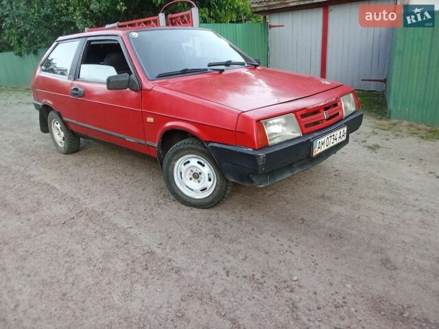 Красный ВАЗ 2108, объемом двигателя 1.3 л и пробегом 34 тыс. км за 700 $, фото 1 на Automoto.ua