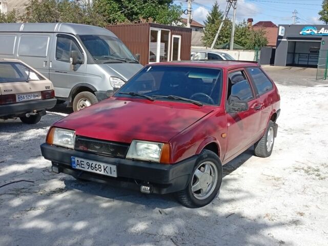 Красный ВАЗ 2108, объемом двигателя 1.3 л и пробегом 200 тыс. км за 692 $, фото 1 на Automoto.ua