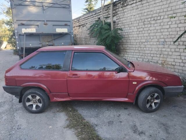Красный ВАЗ 2108, объемом двигателя 1.5 л и пробегом 85 тыс. км за 983 $, фото 1 на Automoto.ua