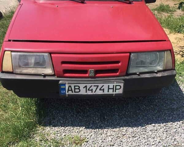 Красный ВАЗ 2108, объемом двигателя 1.3 л и пробегом 250 тыс. км за 1100 $, фото 1 на Automoto.ua
