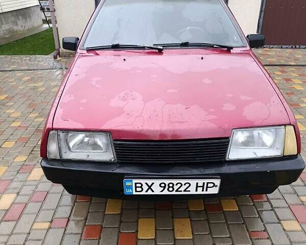 Красный ВАЗ 2108, объемом двигателя 1.3 л и пробегом 150 тыс. км за 897 $, фото 1 на Automoto.ua