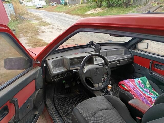 Красный ВАЗ 2108, объемом двигателя 1.3 л и пробегом 1 тыс. км за 800 $, фото 1 на Automoto.ua