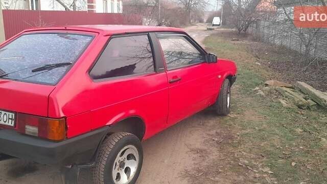 Красный ВАЗ 2108, объемом двигателя 2 л и пробегом 35 тыс. км за 600 $, фото 1 на Automoto.ua