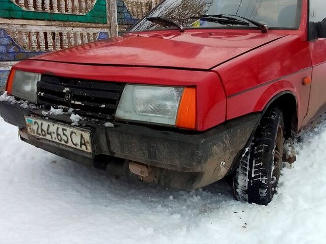 Красный ВАЗ 2108, объемом двигателя 1.3 л и пробегом 0 тыс. км за 700 $, фото 1 на Automoto.ua