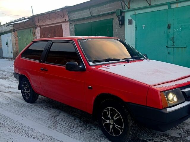 Красный ВАЗ 2108, объемом двигателя 1.3 л и пробегом 150 тыс. км за 1200 $, фото 1 на Automoto.ua
