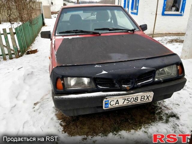 Красный ВАЗ 2108, объемом двигателя 1.5 л и пробегом 130 тыс. км за 550 $, фото 1 на Automoto.ua