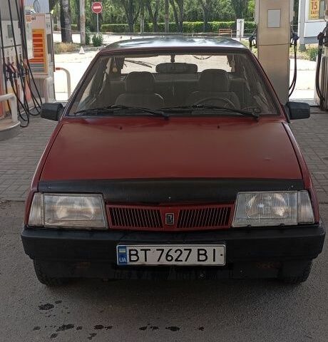 Красный ВАЗ 2108, объемом двигателя 1.5 л и пробегом 2 тыс. км за 1087 $, фото 1 на Automoto.ua