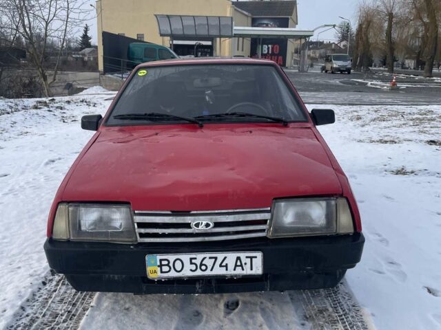 Красный ВАЗ 2108, объемом двигателя 1.5 л и пробегом 139 тыс. км за 550 $, фото 1 на Automoto.ua