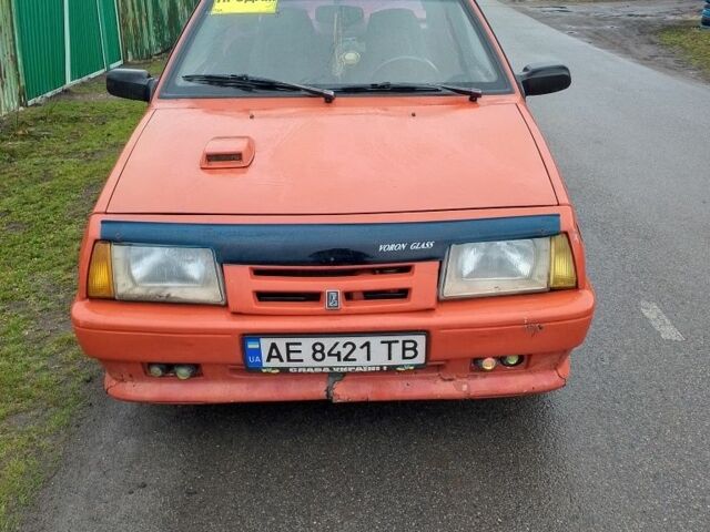 Красный ВАЗ 2108, объемом двигателя 1.5 л и пробегом 232 тыс. км за 835 $, фото 1 на Automoto.ua