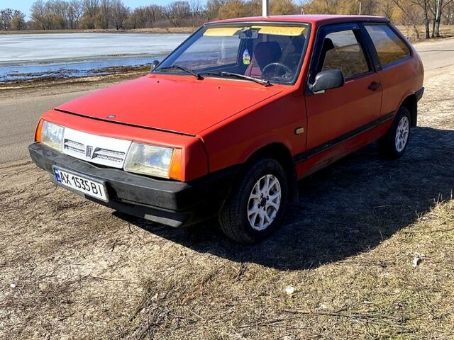 Красный ВАЗ 2108, объемом двигателя 1.5 л и пробегом 85 тыс. км за 600 $, фото 1 на Automoto.ua