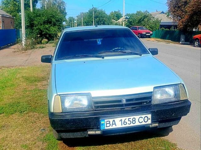 Красный ВАЗ 2108, объемом двигателя 1.5 л и пробегом 120 тыс. км за 1350 $, фото 1 на Automoto.ua