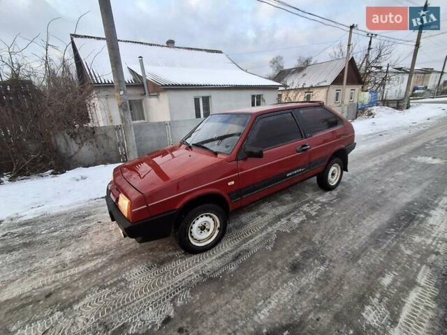 Красный ВАЗ 2108, объемом двигателя 1.3 л и пробегом 200 тыс. км за 800 $, фото 1 на Automoto.ua