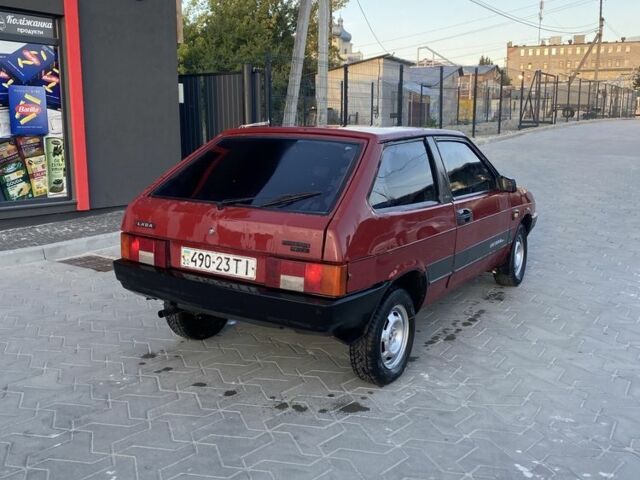 Красный ВАЗ 2108, объемом двигателя 1.3 л и пробегом 300 тыс. км за 301 $, фото 1 на Automoto.ua