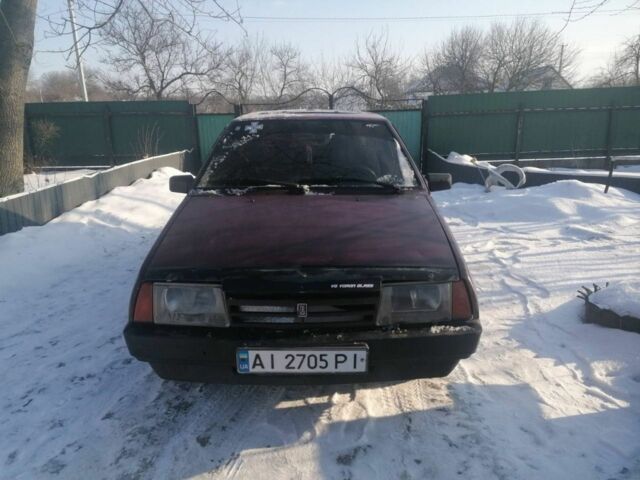 Красный ВАЗ 2108, объемом двигателя 1.3 л и пробегом 250 тыс. км за 600 $, фото 1 на Automoto.ua