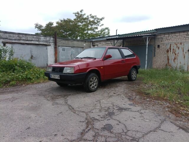 Красный ВАЗ 2108, объемом двигателя 1.3 л и пробегом 200 тыс. км за 1400 $, фото 1 на Automoto.ua