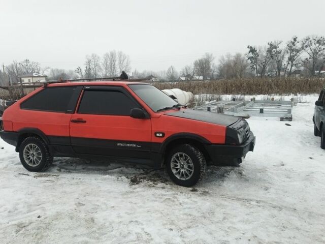 Красный ВАЗ 2108, объемом двигателя 1.5 л и пробегом 1 тыс. км за 1100 $, фото 1 на Automoto.ua