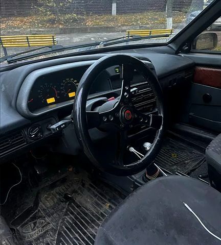 Красный ВАЗ 2108, объемом двигателя 1.5 л и пробегом 0 тыс. км за 550 $, фото 1 на Automoto.ua