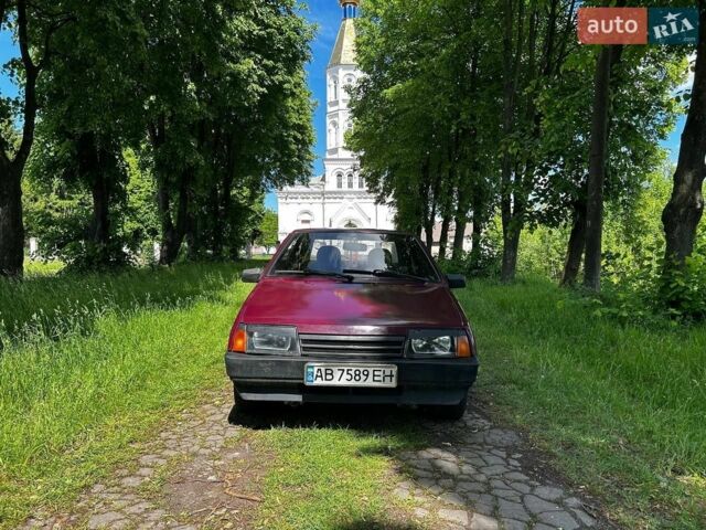 Красный ВАЗ 2108, объемом двигателя 1.5 л и пробегом 324 тыс. км за 700 $, фото 1 на Automoto.ua