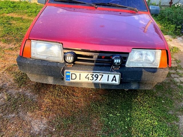 Красный ВАЗ 2108, объемом двигателя 1.5 л и пробегом 160 тыс. км за 520 $, фото 1 на Automoto.ua