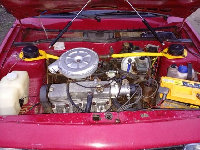 Красный ВАЗ 2108, объемом двигателя 1 л и пробегом 2 тыс. км за 850 $, фото 1 на Automoto.ua