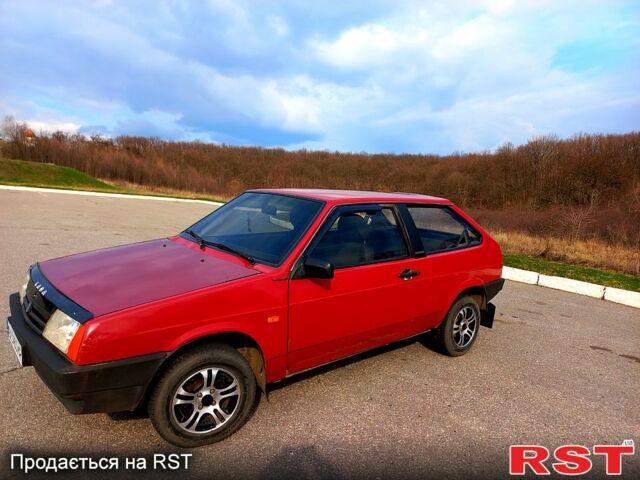 Красный ВАЗ 2108, объемом двигателя 1.5 л и пробегом 0 тыс. км за 1100 $, фото 1 на Automoto.ua