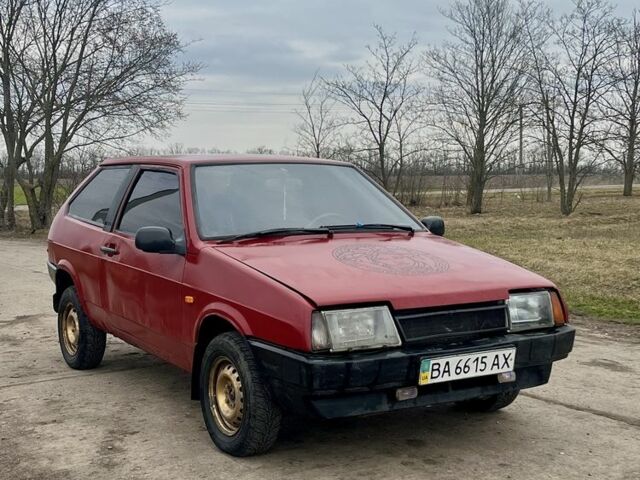 Красный ВАЗ 2108, объемом двигателя 1.3 л и пробегом 275 тыс. км за 850 $, фото 1 на Automoto.ua