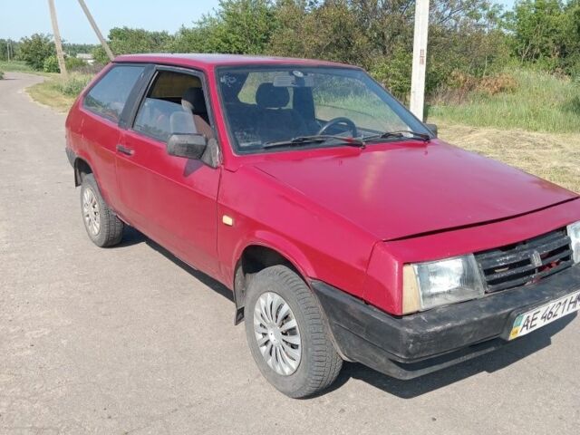 Красный ВАЗ 2108, объемом двигателя 1 л и пробегом 82 тыс. км за 750 $, фото 1 на Automoto.ua