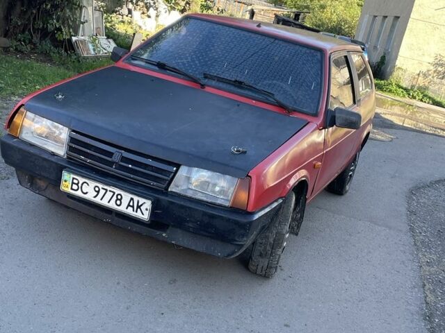 Красный ВАЗ 2108, объемом двигателя 1.5 л и пробегом 200 тыс. км за 632 $, фото 1 на Automoto.ua