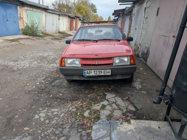 ВАЗ 2108 1990 в Запорожье на Automoto.ua Красный ВАЗ 2108, объемом двигателя 1.3 л и пробегом 56 тыс. км за 761 $, фото 1 на Automoto.ua