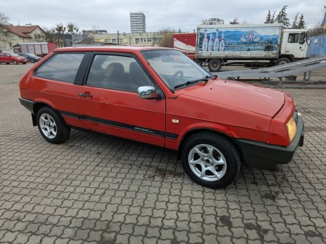 Красный ВАЗ 2108, объемом двигателя 0 л и пробегом 190 тыс. км за 700 $, фото 1 на Automoto.ua