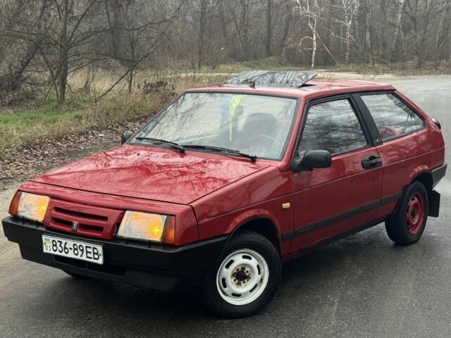 Красный ВАЗ 2108, объемом двигателя 1.5 л и пробегом 77 тыс. км за 700 $, фото 1 на Automoto.ua