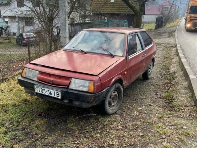 Красный ВАЗ 2108, объемом двигателя 1.5 л и пробегом 230 тыс. км за 200 $, фото 1 на Automoto.ua