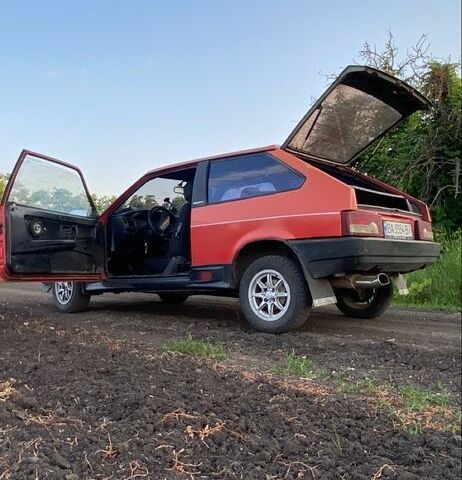 Красный ВАЗ 2108, объемом двигателя 1.3 л и пробегом 2 тыс. км за 1000 $, фото 1 на Automoto.ua
