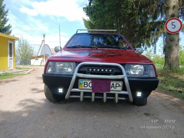Красный ВАЗ 2108, объемом двигателя 0 л и пробегом 2 тыс. км за 1400 $, фото 1 на Automoto.ua