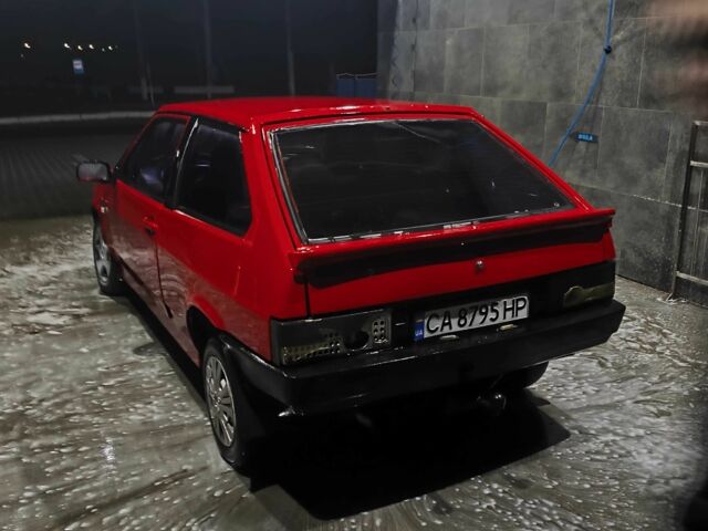 Красный ВАЗ 2108, объемом двигателя 1.3 л и пробегом 333 тыс. км за 384 $, фото 1 на Automoto.ua
