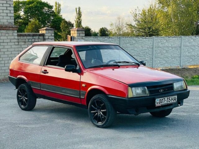 Красный ВАЗ 2108, объемом двигателя 5.5 л и пробегом 3 тыс. км за 355 $, фото 1 на Automoto.ua