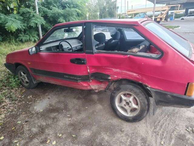 Красный ВАЗ 2108, объемом двигателя 0 л и пробегом 800 тыс. км за 449 $, фото 1 на Automoto.ua